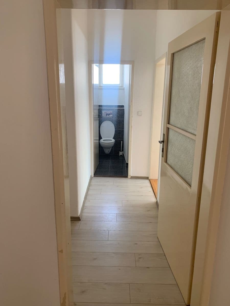 Pronájem bytu 2+1 67 m², Za Vokovickou vozovnou, Praha, Praha Pronájem bytu 2+1 67 m², Za Vokovickou vozovnou, Praha, Praha