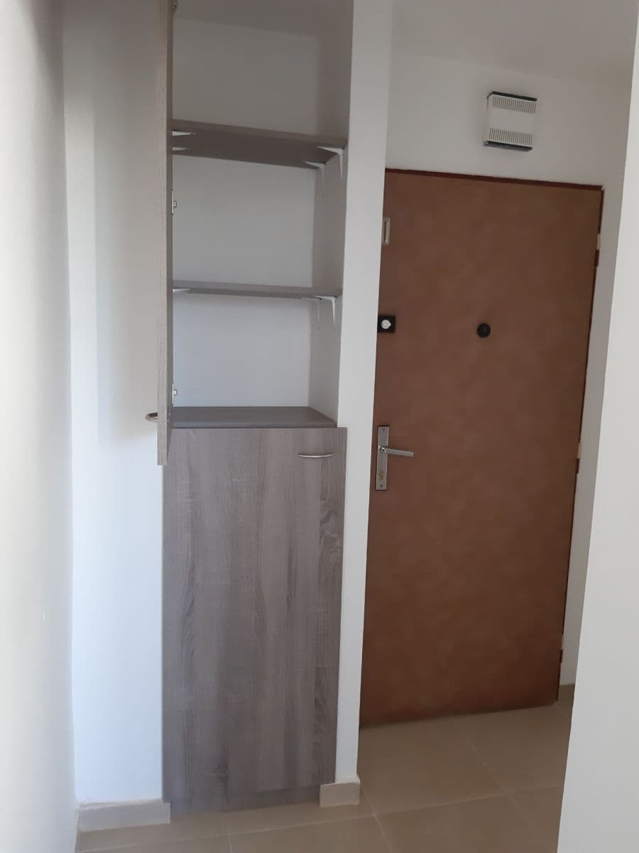 Pronájem bytu 2+1 58 m², Klíšská, Ústí nad Labem, Ústecký kraj Pronájem bytu 2+1 58 m², Klíšská, Ústí nad Labem, Ústecký kraj