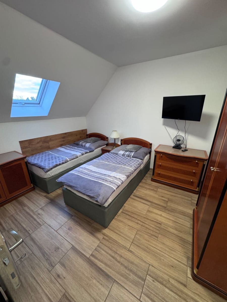 Pronájem bytu 1+kk 36 m², Libeř, Středočeský kraj Pronájem bytu 1+kk 36 m², Libeř, Středočeský kraj