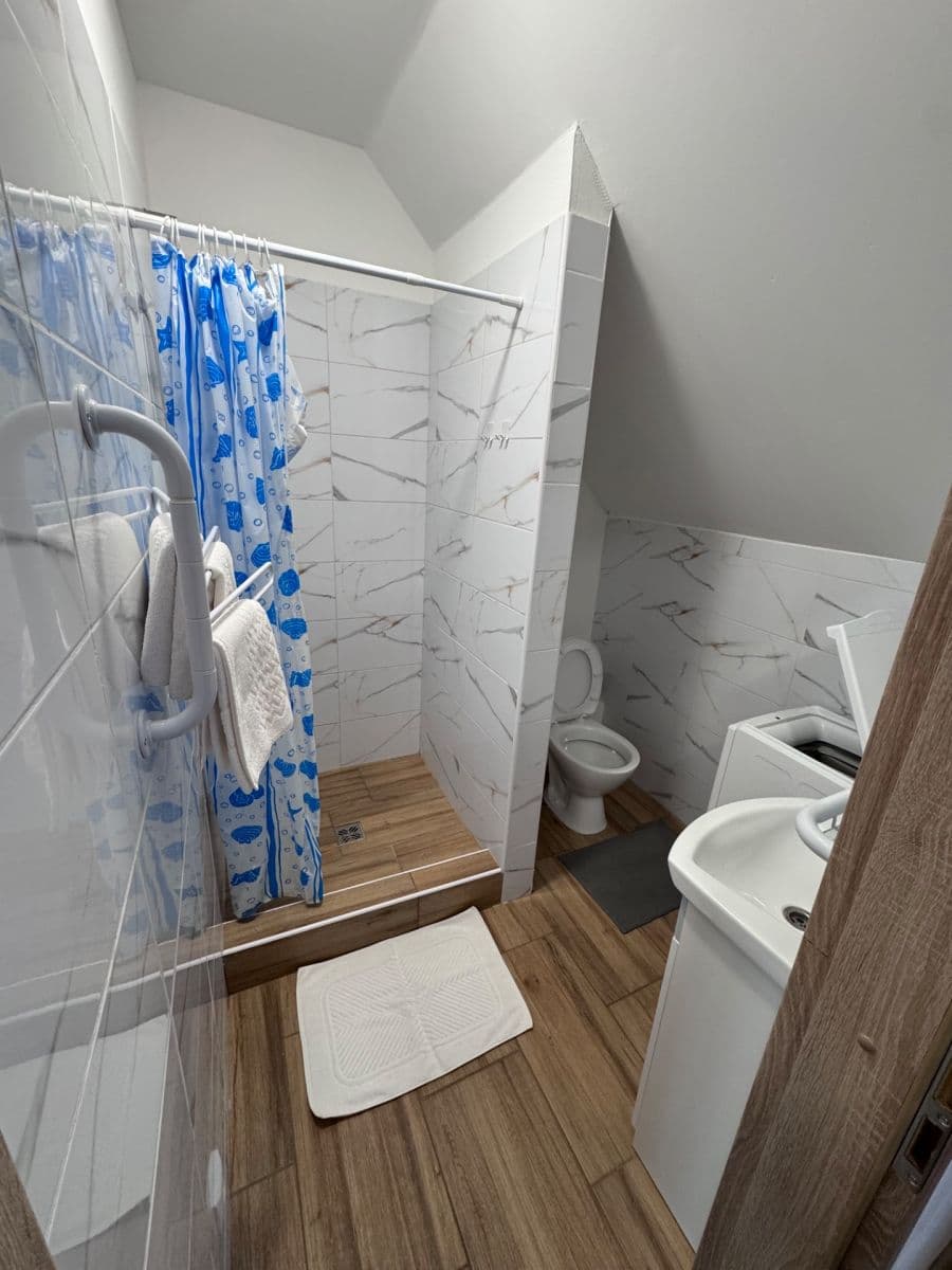 Pronájem bytu 1+kk 36 m², Libeř, Středočeský kraj Pronájem bytu 1+kk 36 m², Libeř, Středočeský kraj