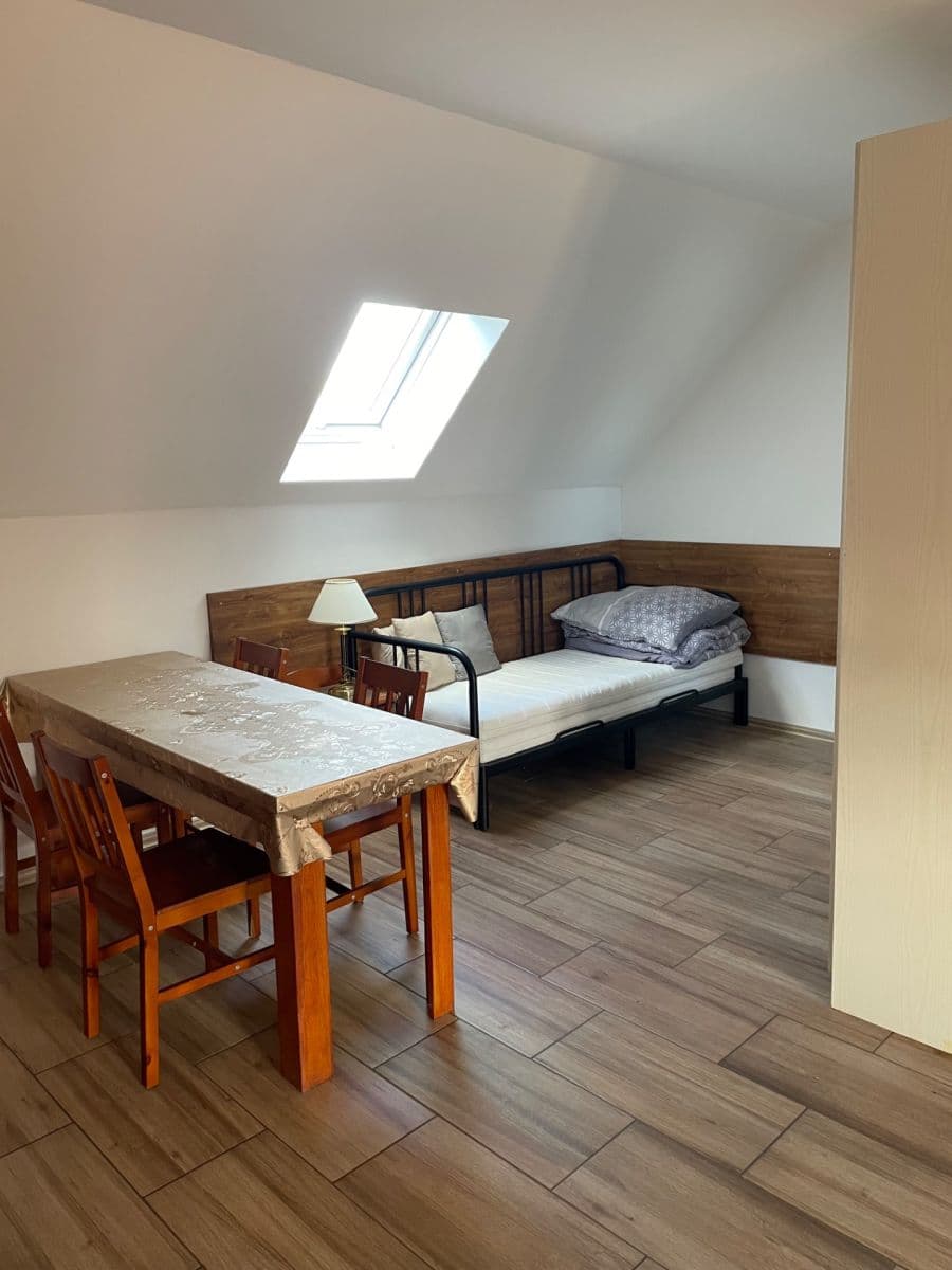 Pronájem bytu 1+kk 36 m², Libeř, Středočeský kraj Pronájem bytu 1+kk 36 m², Libeř, Středočeský kraj