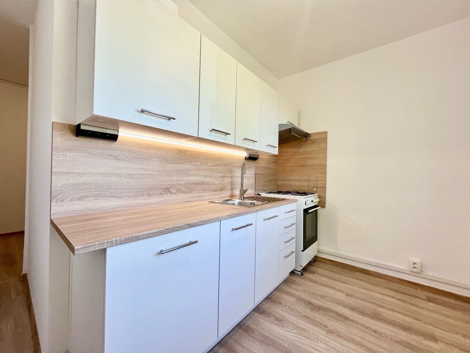 Pronájem bytu 2+1 54 m², Bělská, Paskov, Moravskoslezský kraj Pronájem bytu 2+1 54 m², Bělská, Paskov, Moravskoslezský kraj