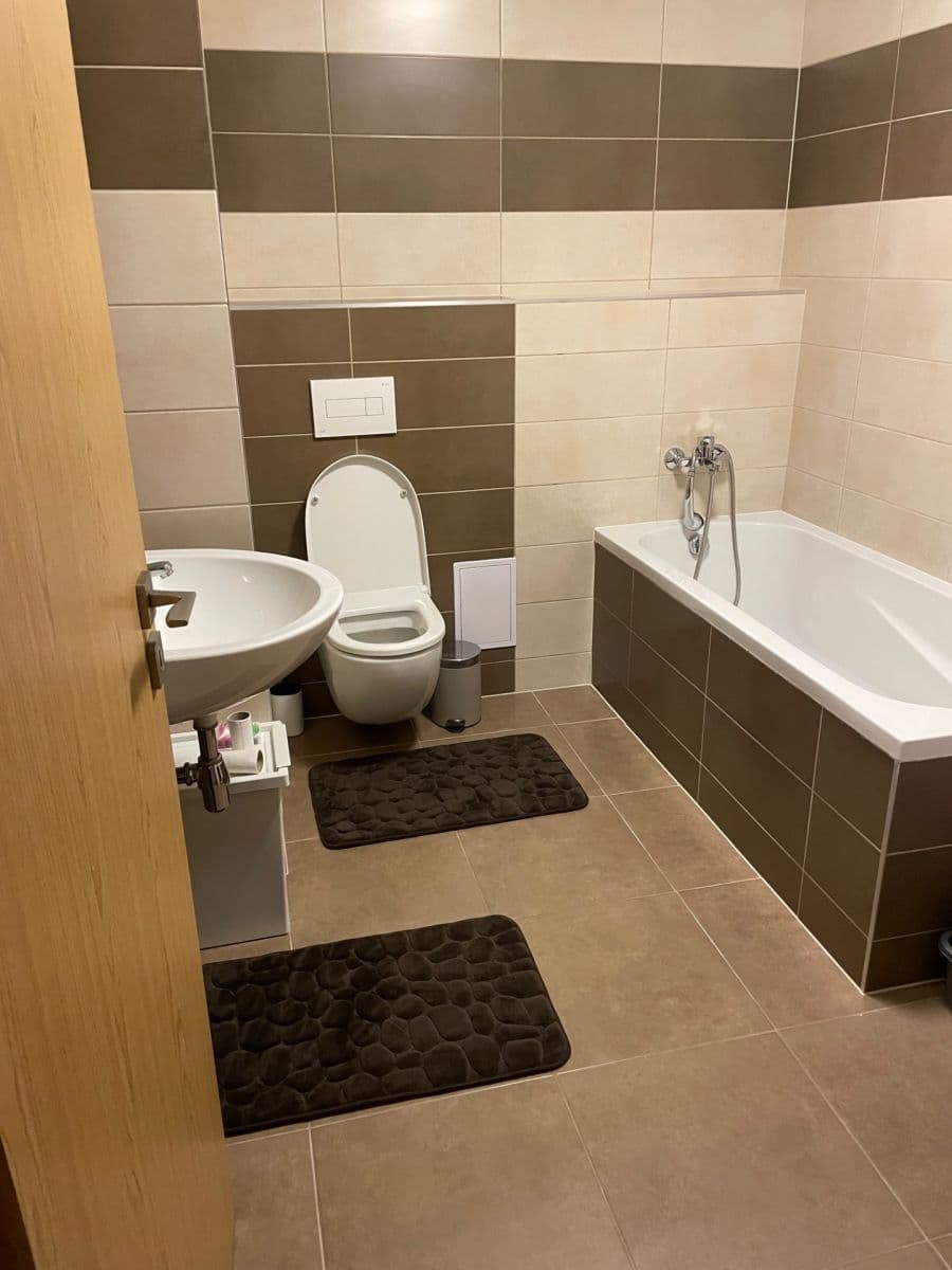 Pronájem bytu 2+kk 53 m², Ječná, Hostivice, Středočeský kraj Pronájem bytu 2+kk 53 m², Ječná, Hostivice, Středočeský kraj