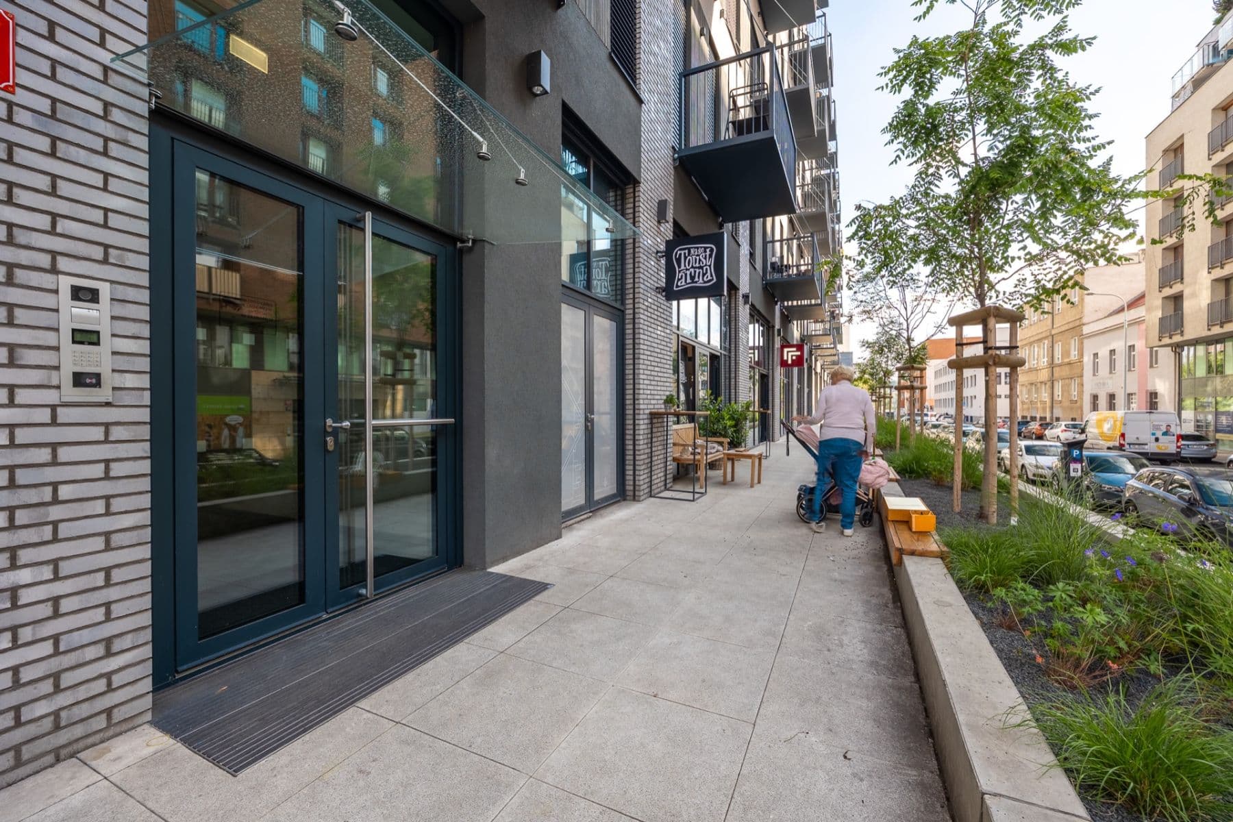 Prodej bytu 2+kk 45 m², V Háji, Praha, Praha Prodej bytu 2+kk 45 m², V Háji, Praha, Praha