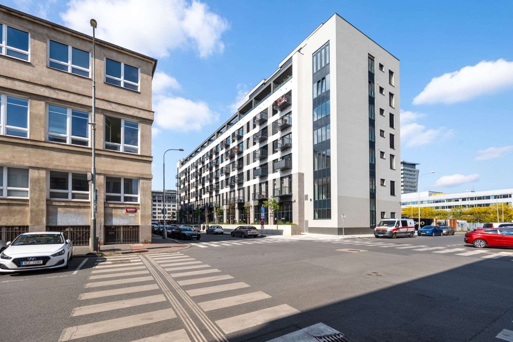Prodej bytu 2+kk 45 m², V Háji, Praha, Praha Prodej bytu 2+kk 45 m², V Háji, Praha, Praha