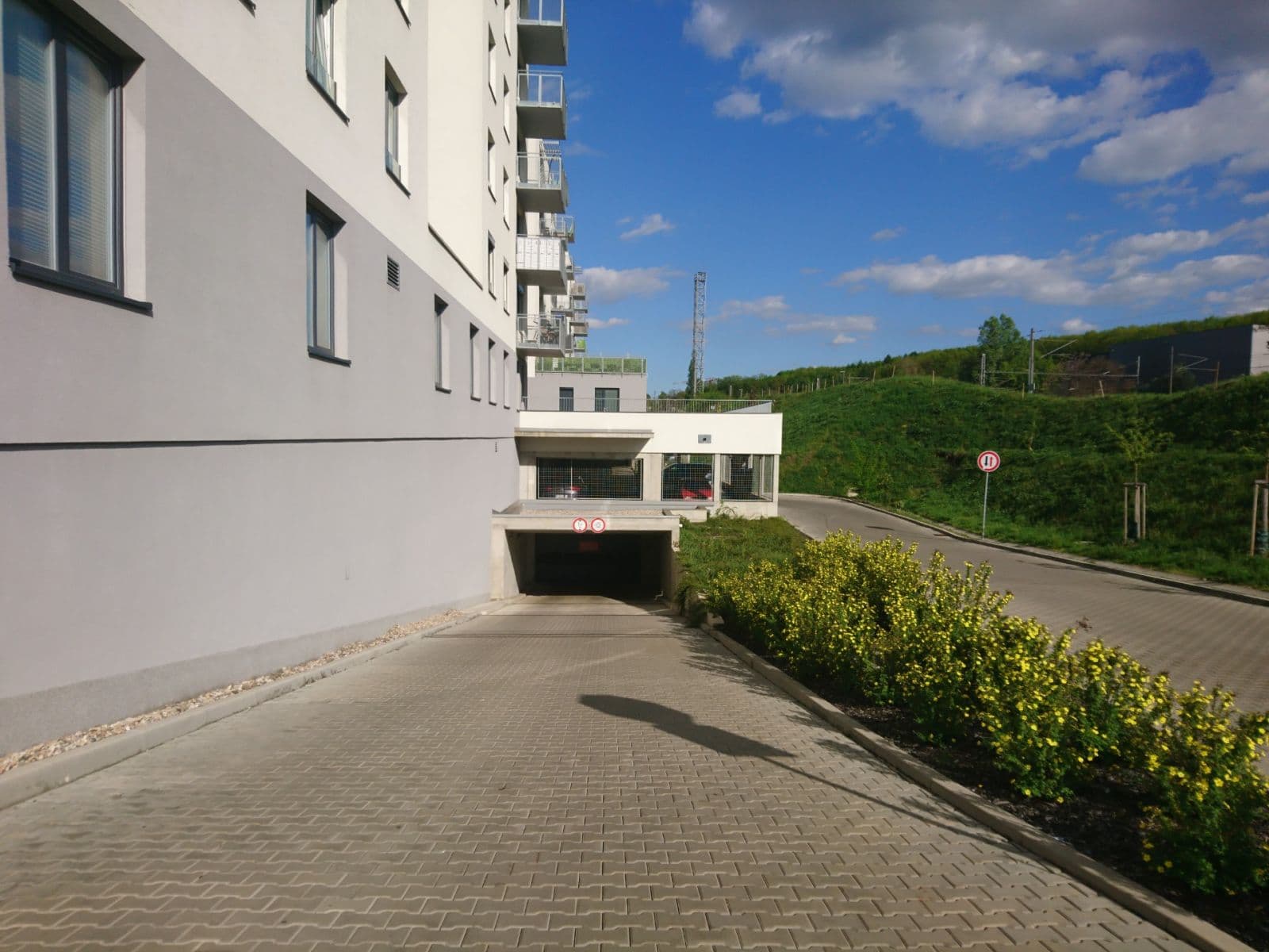 Pronájem garáže 14 m², Praha, Praha Pronájem garáže 14 m², Praha, Praha