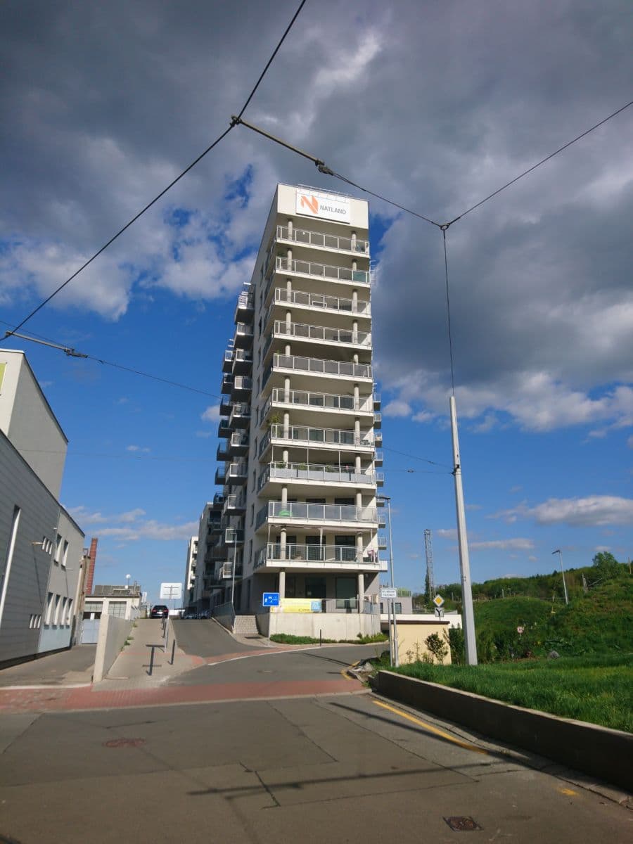 Pronájem garáže 14 m², Praha, Praha Pronájem garáže 14 m², Praha, Praha