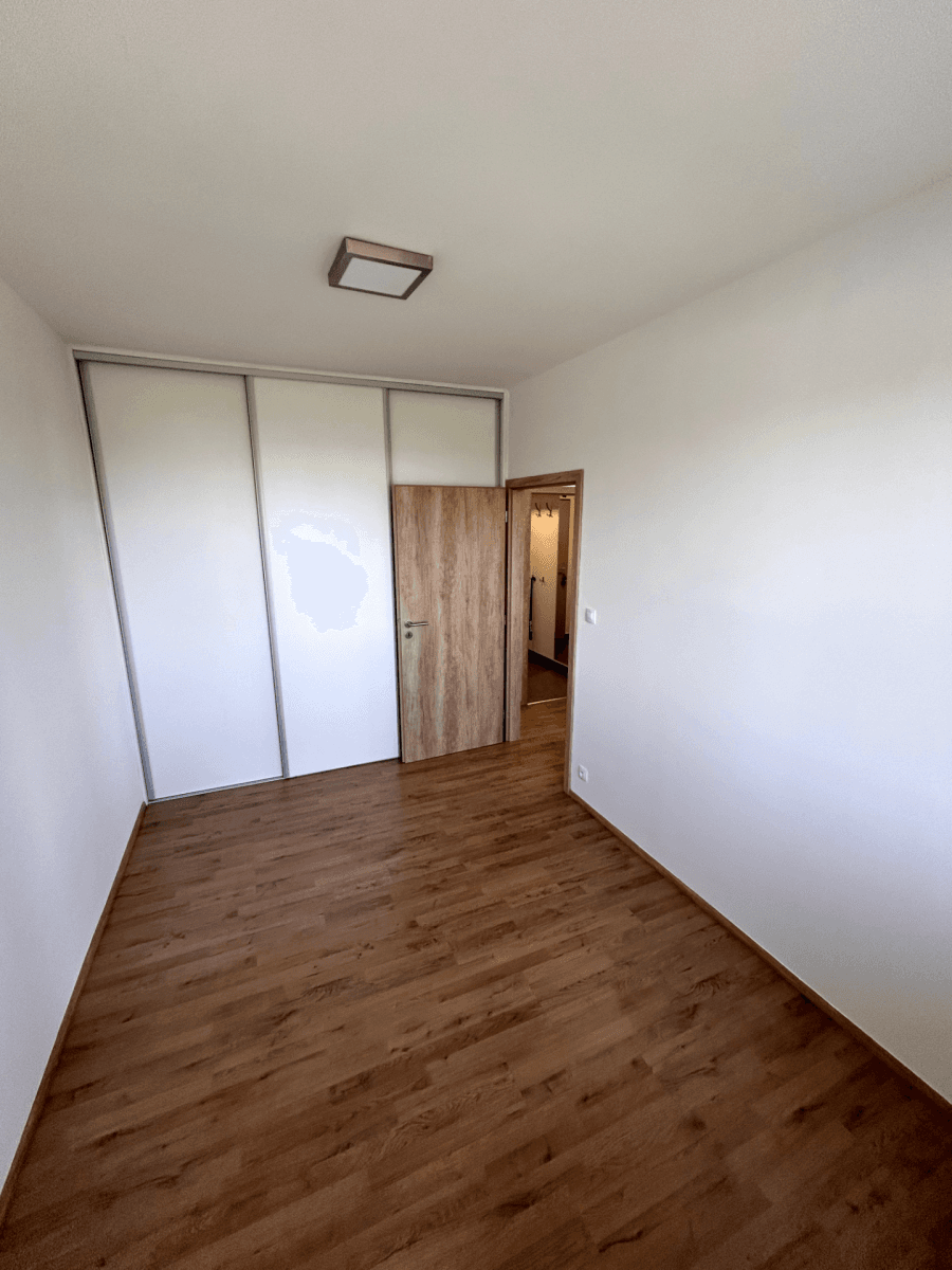 Pronájem bytu 2+kk 36 m², Cesta brigádníků, Kralupy nad Vltavou, Středočeský kraj Pronájem bytu 2+kk 36 m², Cesta brigádníků, Kralupy nad Vltavou, Středočeský kraj