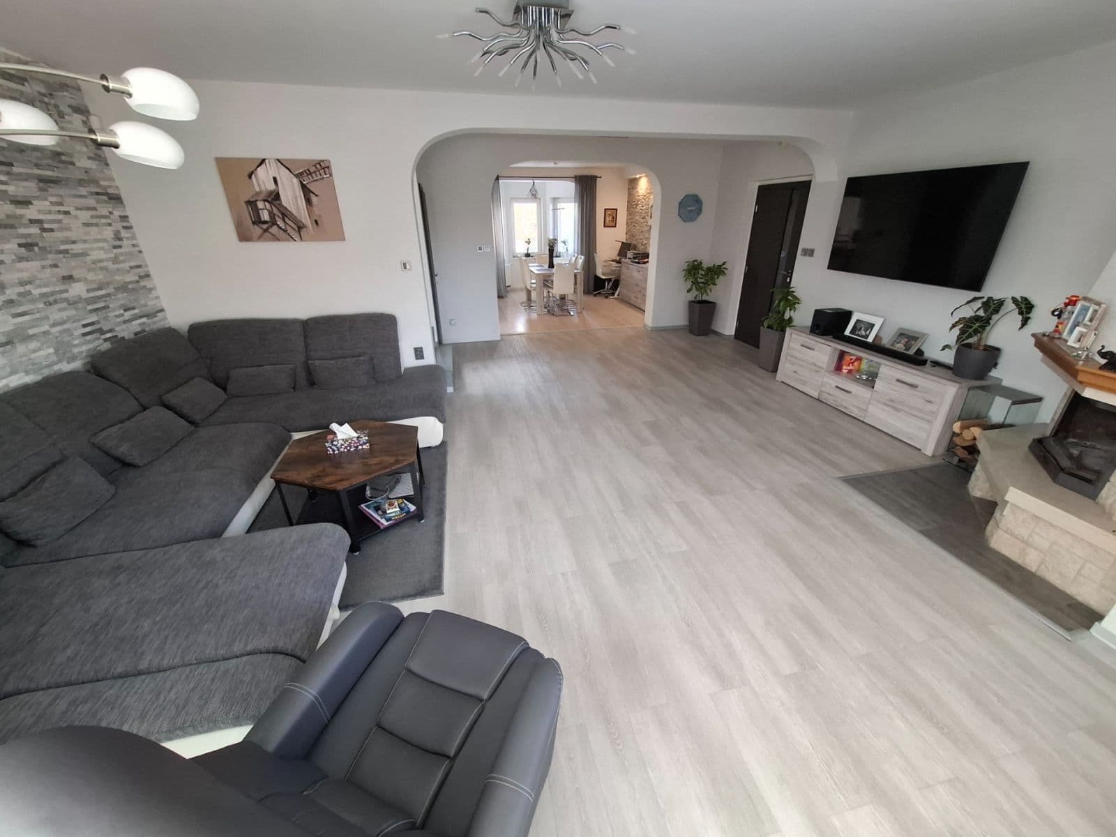 Prodej domu 290 m², pozemek 979 m², Modletice, Středočeský kraj Prodej domu 290 m², pozemek 979 m², Modletice, Středočeský kraj