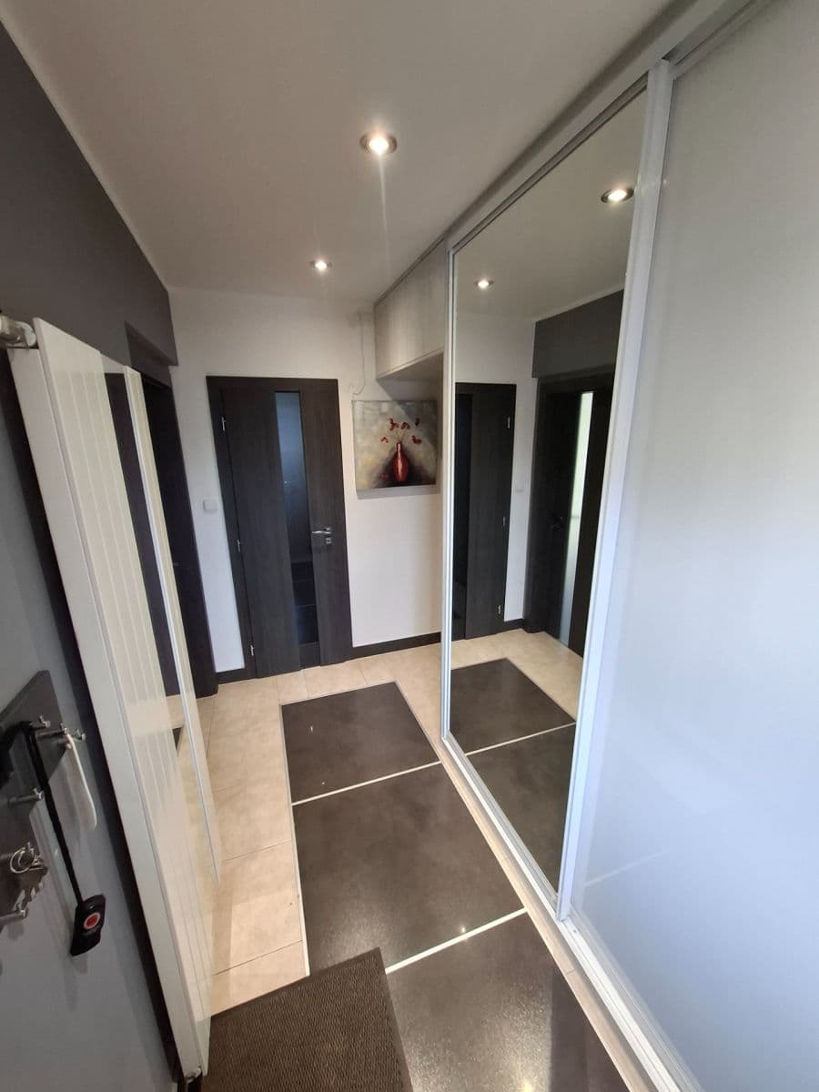 Prodej domu 290 m², pozemek 979 m², Modletice, Středočeský kraj Prodej domu 290 m², pozemek 979 m², Modletice, Středočeský kraj