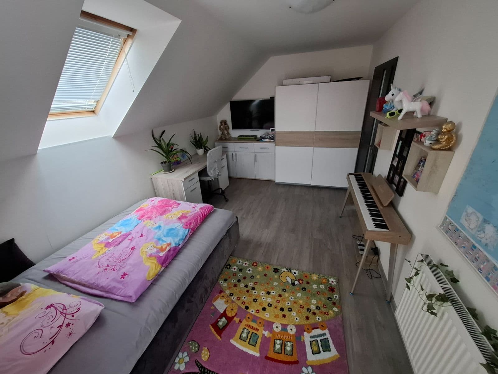 Prodej domu 290 m², pozemek 979 m², Modletice, Středočeský kraj Prodej domu 290 m², pozemek 979 m², Modletice, Středočeský kraj