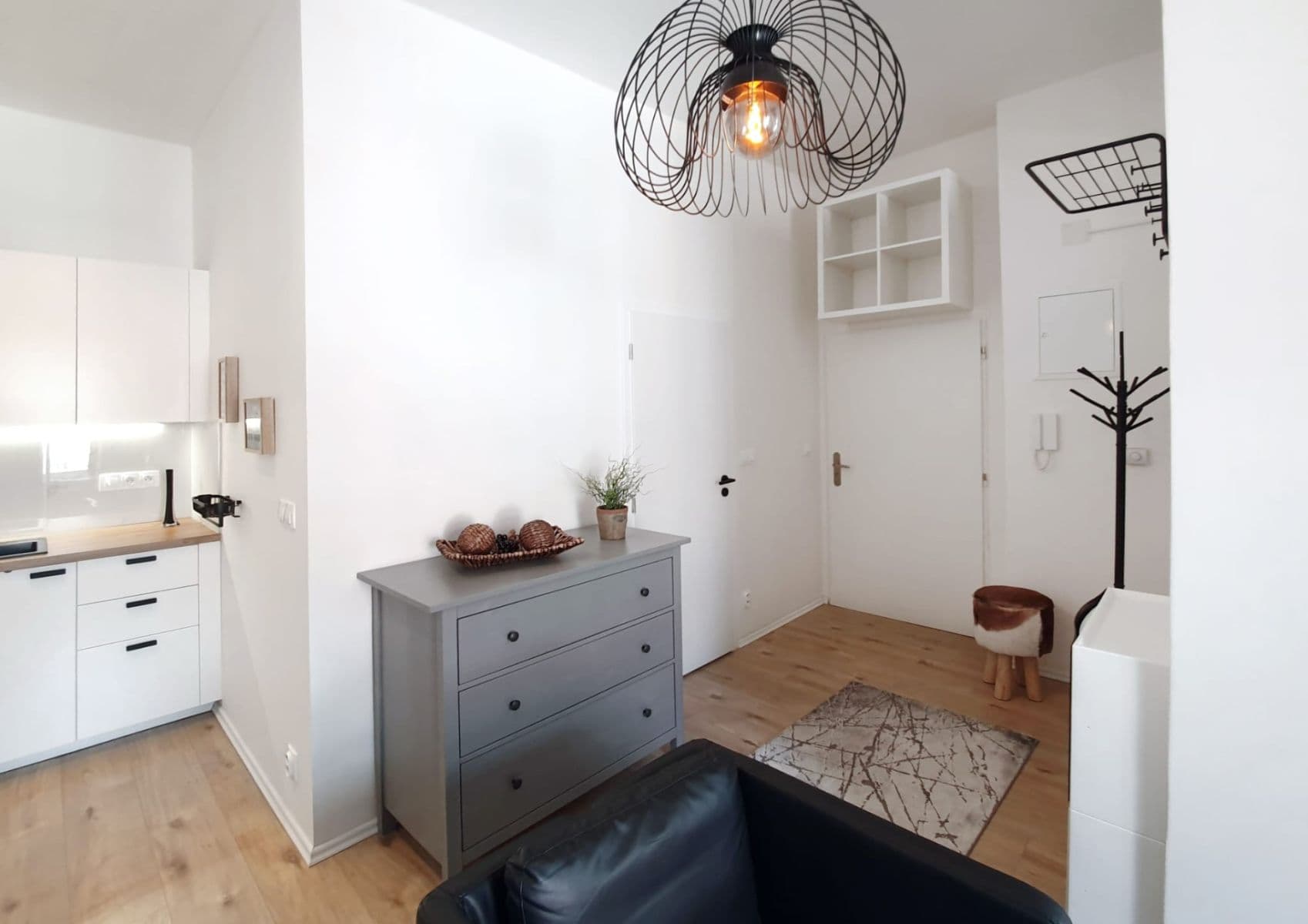 Pronájem bytu 1+kk 30 m², Holubova, Praha, Praha Pronájem bytu 1+kk 30 m², Holubova, Praha, Praha