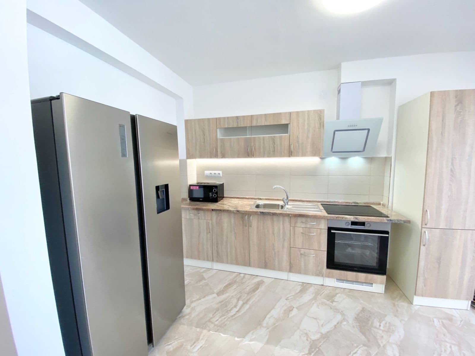 Pronájem bytu 3+1 100 m², Böhmova, Brno, Jihomoravský kraj Pronájem bytu 3+1 100 m², Böhmova, Brno, Jihomoravský kraj