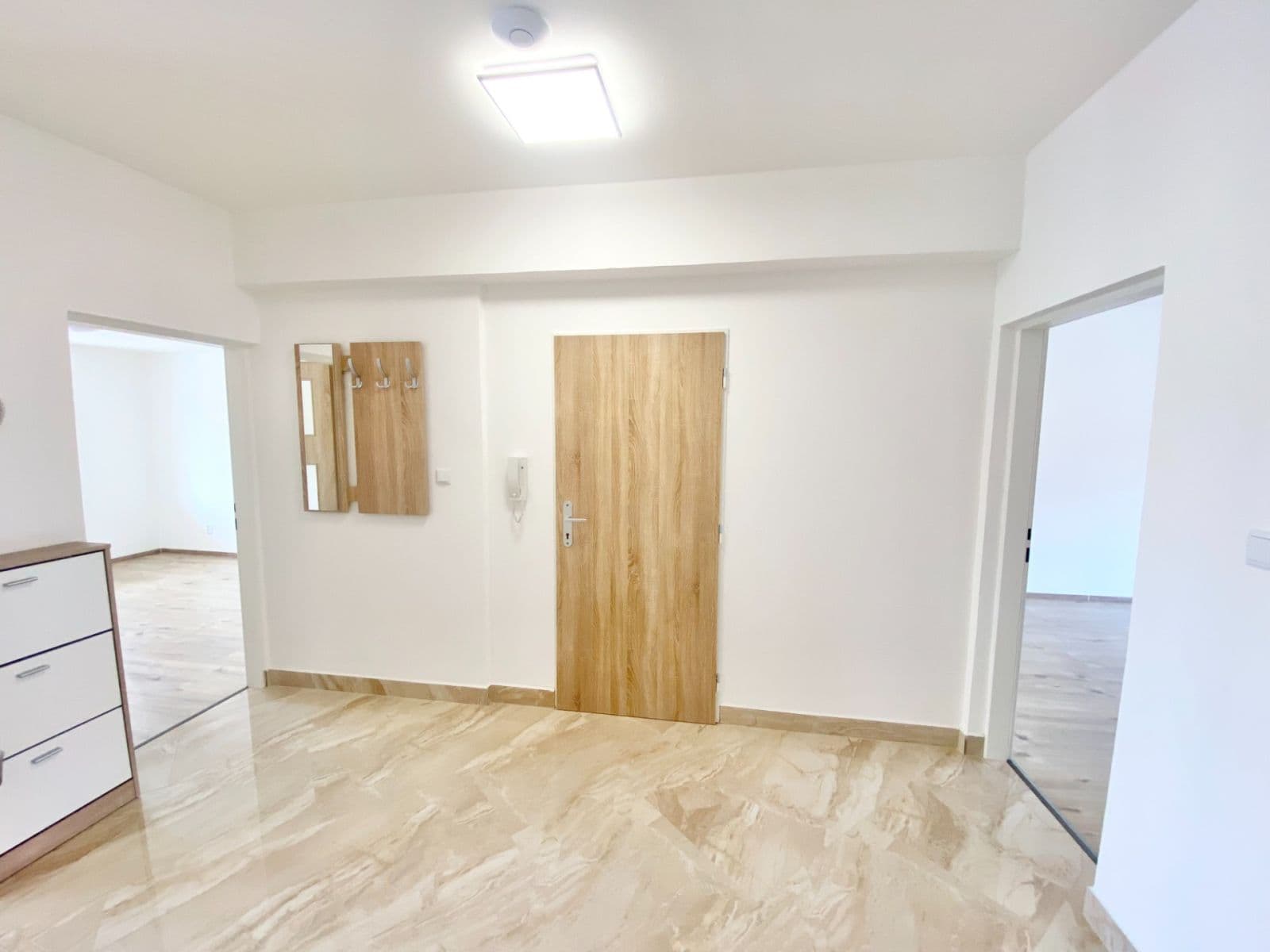 Pronájem bytu 3+1 100 m², Böhmova, Brno, Jihomoravský kraj Pronájem bytu 3+1 100 m², Böhmova, Brno, Jihomoravský kraj