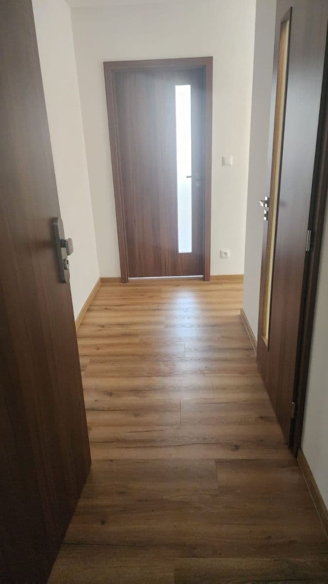 Pronájem bytu 2+kk 40 m², Milínská, Příbram, Středočeský kraj Pronájem bytu 2+kk 40 m², Milínská, Příbram, Středočeský kraj