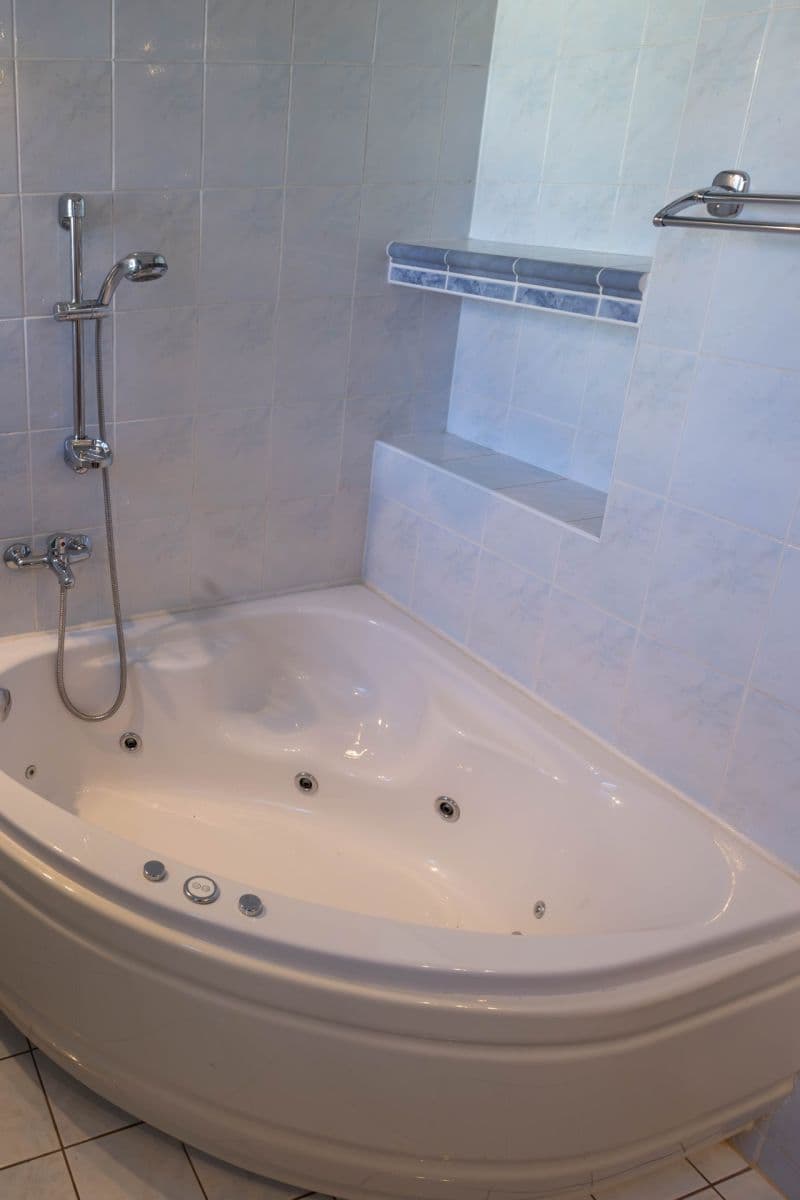 Pronájem bytu 2+kk 55 m², Na Úvoze, Zruč nad Sázavou, Středočeský kraj Pronájem bytu 2+kk 55 m², Na Úvoze, Zruč nad Sázavou, Středočeský kraj
