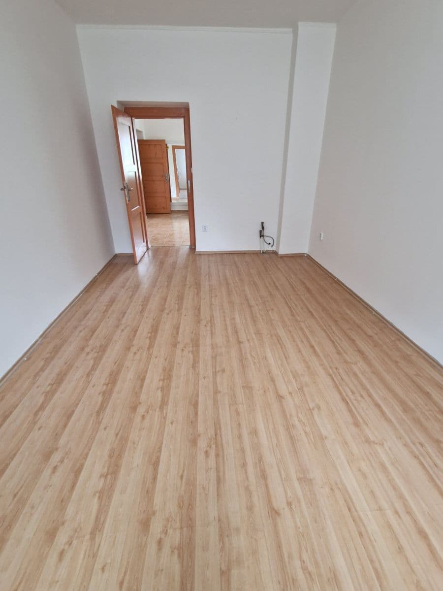 Pronájem bytu 2+kk 55 m², Na Úvoze, Zruč nad Sázavou, Středočeský kraj Pronájem bytu 2+kk 55 m², Na Úvoze, Zruč nad Sázavou, Středočeský kraj