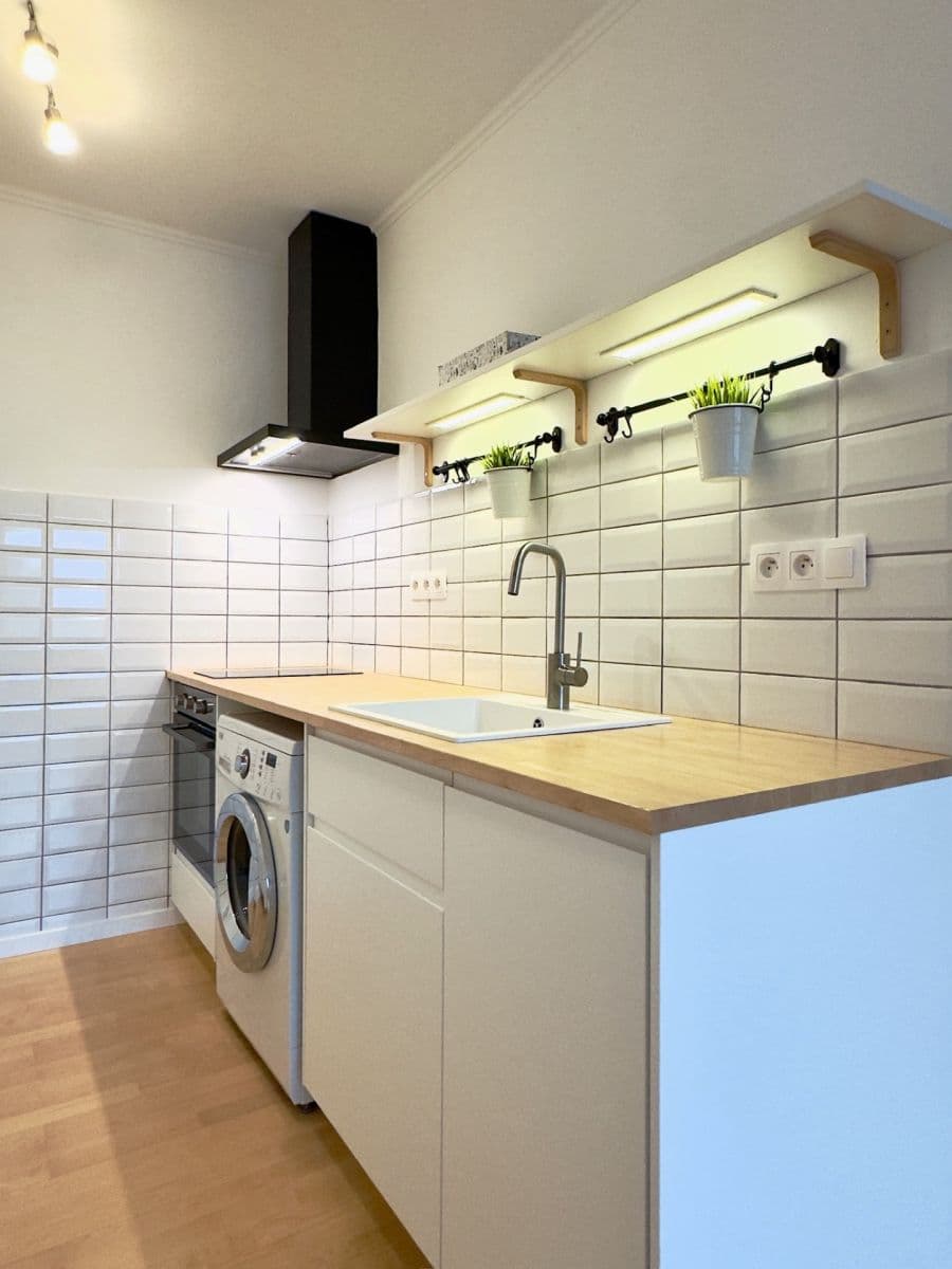 Pronájem bytu 2+kk 44 m², Sulova, Praha, Praha Pronájem bytu 2+kk 44 m², Sulova, Praha, Praha