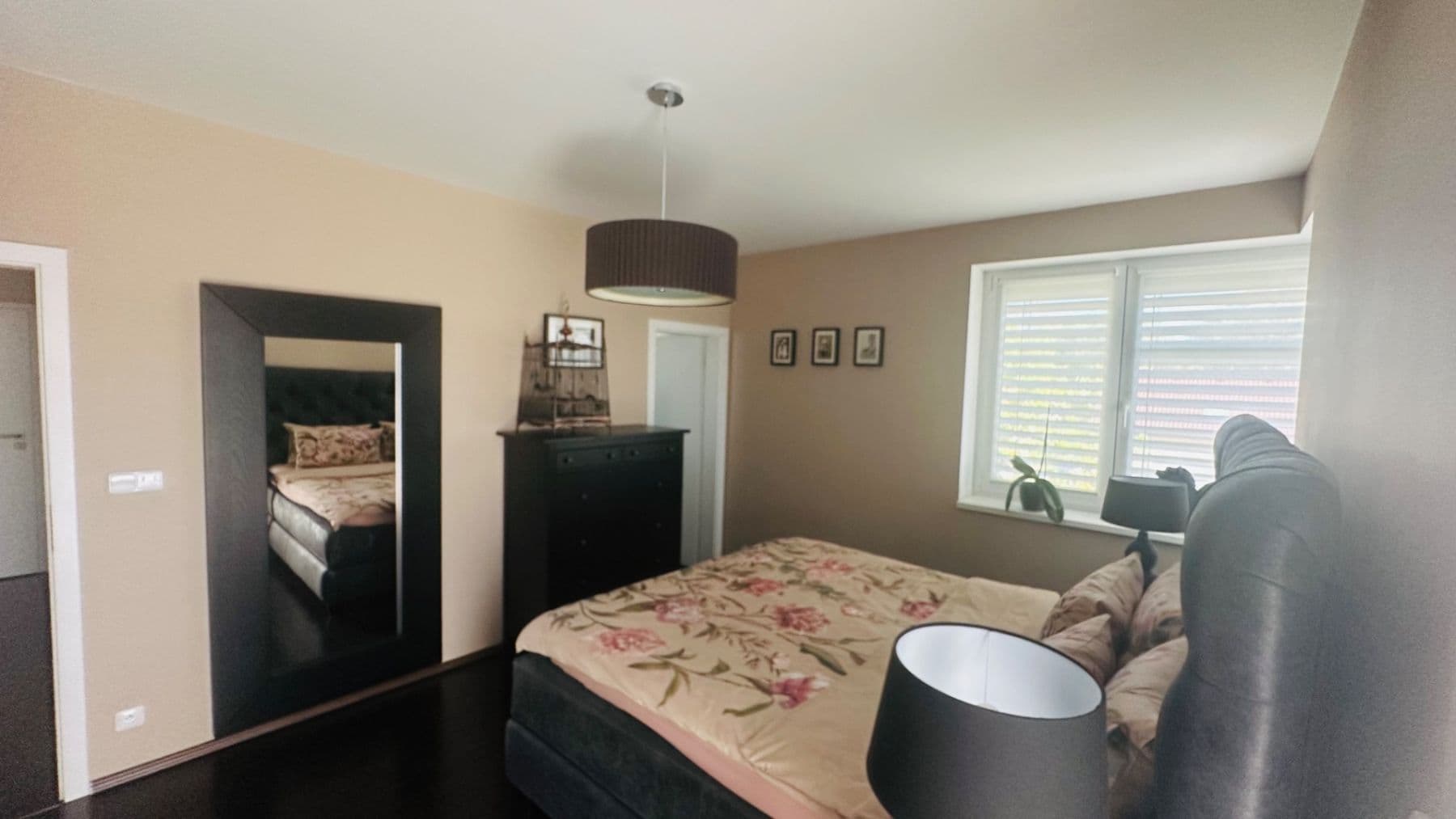 Prodej domu 220 m², pozemek 594 m², Křemenáčová, Praha, Praha Prodej domu 220 m², pozemek 594 m², Křemenáčová, Praha, Praha