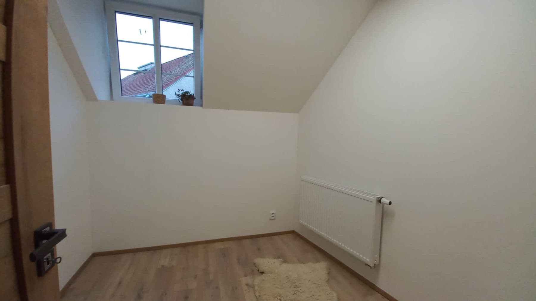 Prodej bytu 75 m², Mattoniho nábřeží, Karlovy Vary, Karlovarský kraj Prodej bytu 75 m², Mattoniho nábřeží, Karlovy Vary, Karlovarský kraj