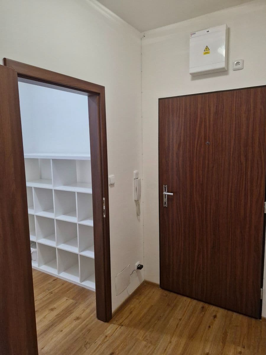 Pronájem bytu 3+kk 76 m², Nad Přehradou, Praha, Praha Pronájem bytu 3+kk 76 m², Nad Přehradou, Praha, Praha