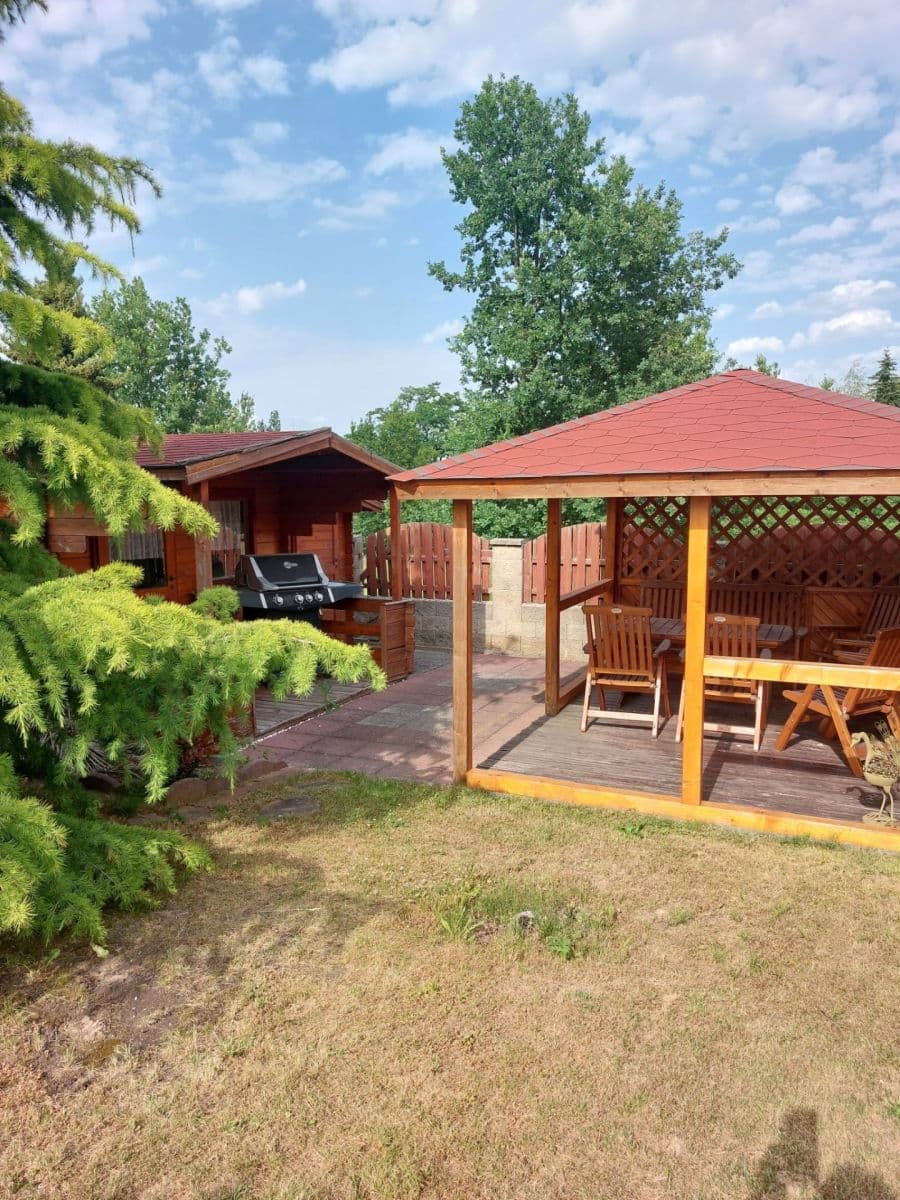 Prodej domu 340 m², pozemek 923 m², Popovičky, Středočeský kraj Prodej domu 340 m², pozemek 923 m², Popovičky, Středočeský kraj