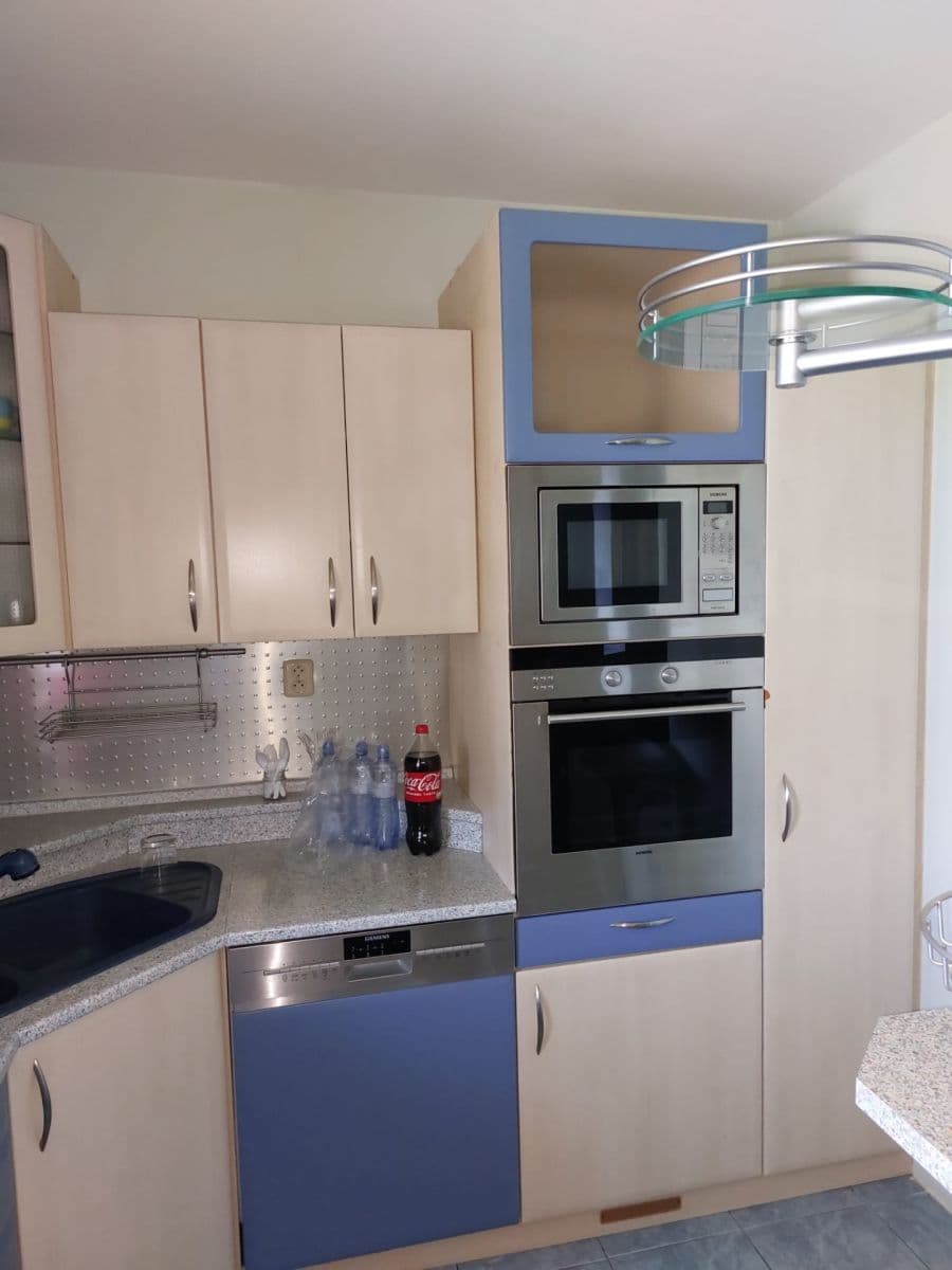 Prodej domu 340 m², pozemek 923 m², Popovičky, Středočeský kraj Prodej domu 340 m², pozemek 923 m², Popovičky, Středočeský kraj