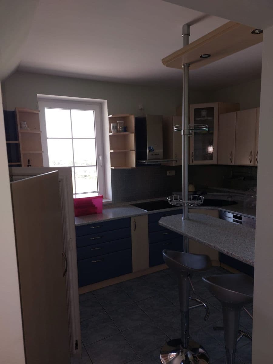 Prodej domu 340 m², pozemek 923 m², Popovičky, Středočeský kraj Prodej domu 340 m², pozemek 923 m², Popovičky, Středočeský kraj