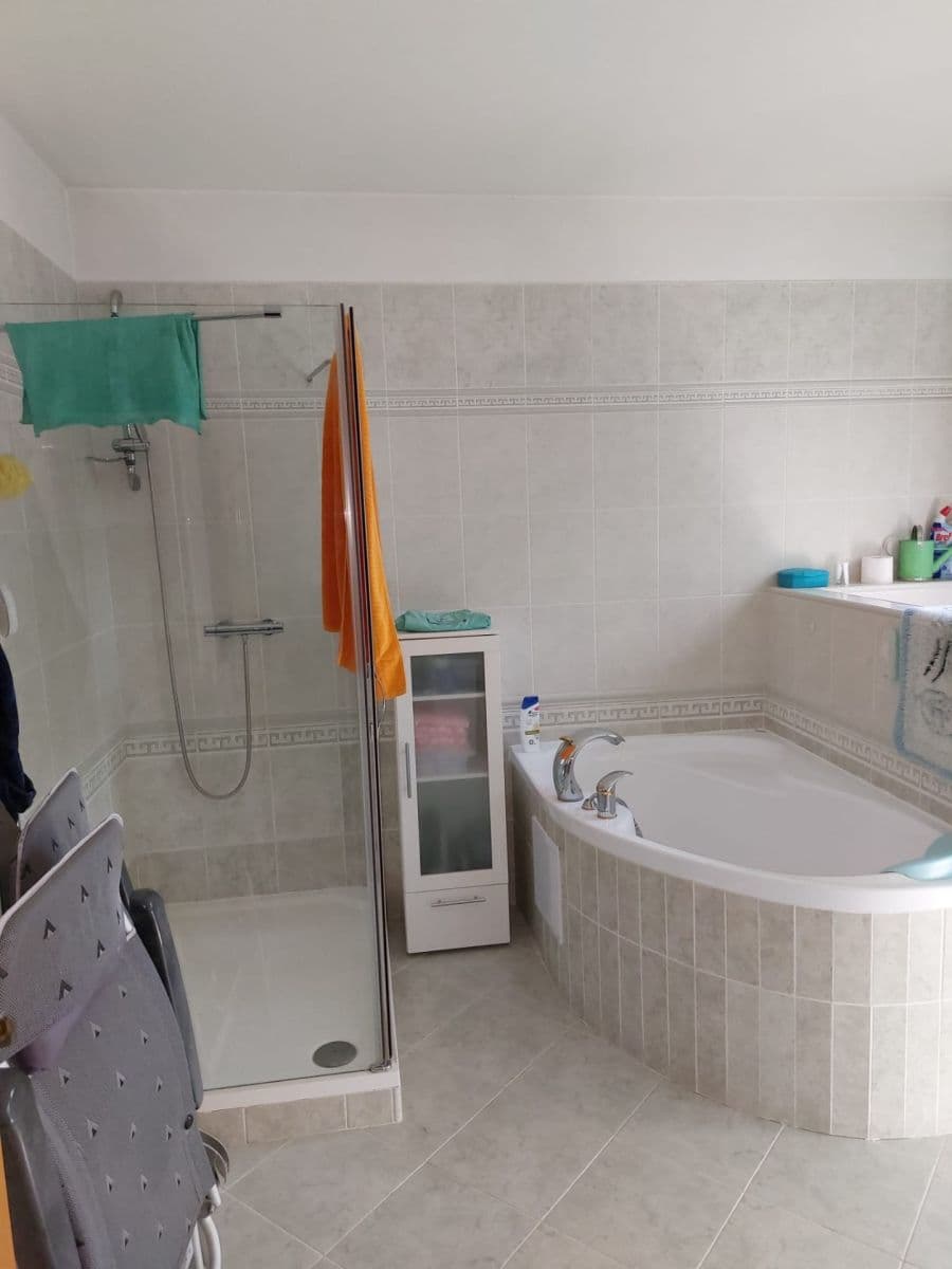 Prodej domu 340 m², pozemek 923 m², Popovičky, Středočeský kraj Prodej domu 340 m², pozemek 923 m², Popovičky, Středočeský kraj