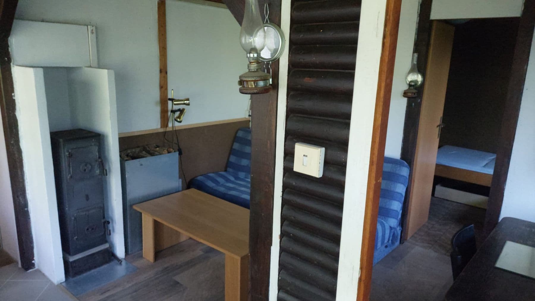 Prodej chaty, chalupy 30 m², pozemek 618 m², Bratronice, Středočeský kraj Prodej chaty, chalupy 30 m², pozemek 618 m², Bratronice, Středočeský kraj