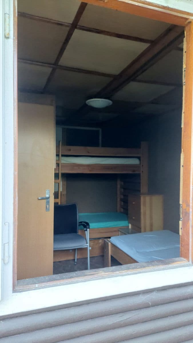 Prodej chaty, chalupy 30 m², pozemek 618 m², Bratronice, Středočeský kraj Prodej chaty, chalupy 30 m², pozemek 618 m², Bratronice, Středočeský kraj