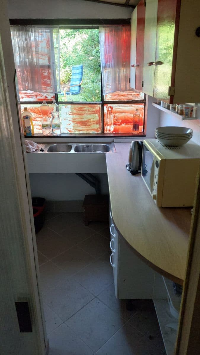 Prodej chaty, chalupy 30 m², pozemek 618 m², Bratronice, Středočeský kraj Prodej chaty, chalupy 30 m², pozemek 618 m², Bratronice, Středočeský kraj