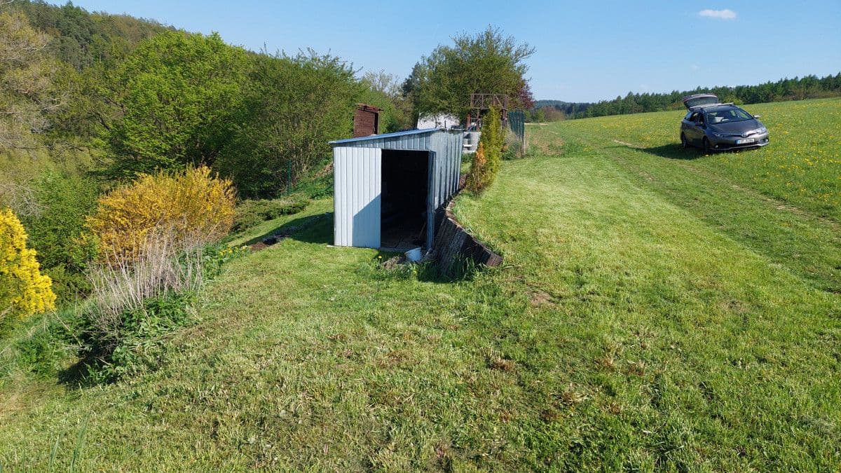 Prodej chaty, chalupy 30 m², pozemek 618 m², Bratronice, Středočeský kraj Prodej chaty, chalupy 30 m², pozemek 618 m², Bratronice, Středočeský kraj