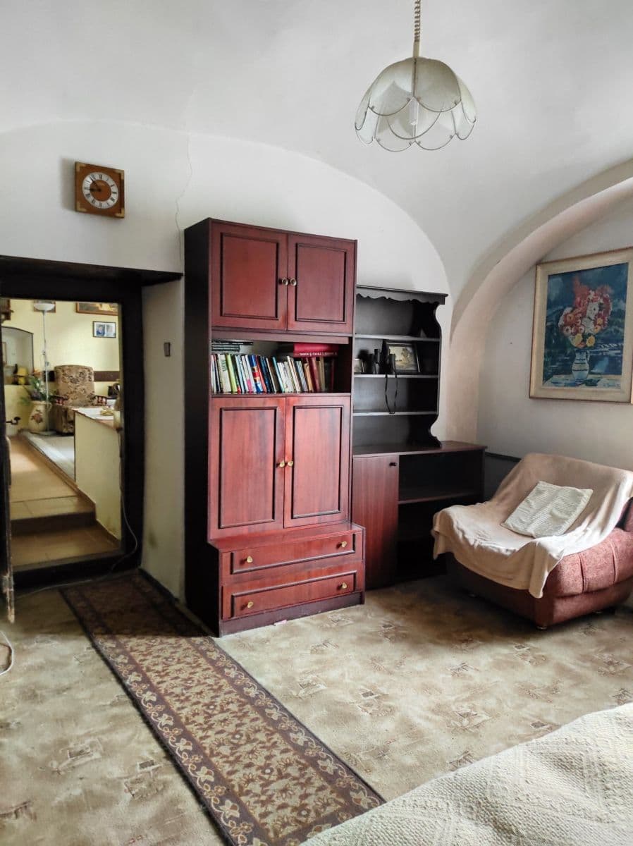 Pronájem domu 97 m², pozemek 300 m², nám. Dr. Tyrše, Čechtice, Středočeský kraj Pronájem domu 97 m², pozemek 300 m², nám. Dr. Tyrše, Čechtice, Středočeský kraj