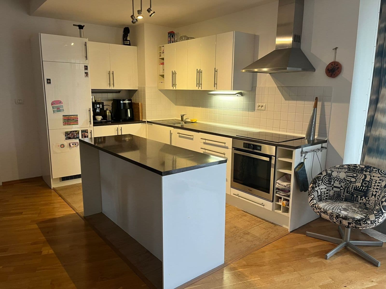Pronájem bytu 3+kk 101 m², Máslova, Praha, Praha Pronájem bytu 3+kk 101 m², Máslova, Praha, Praha