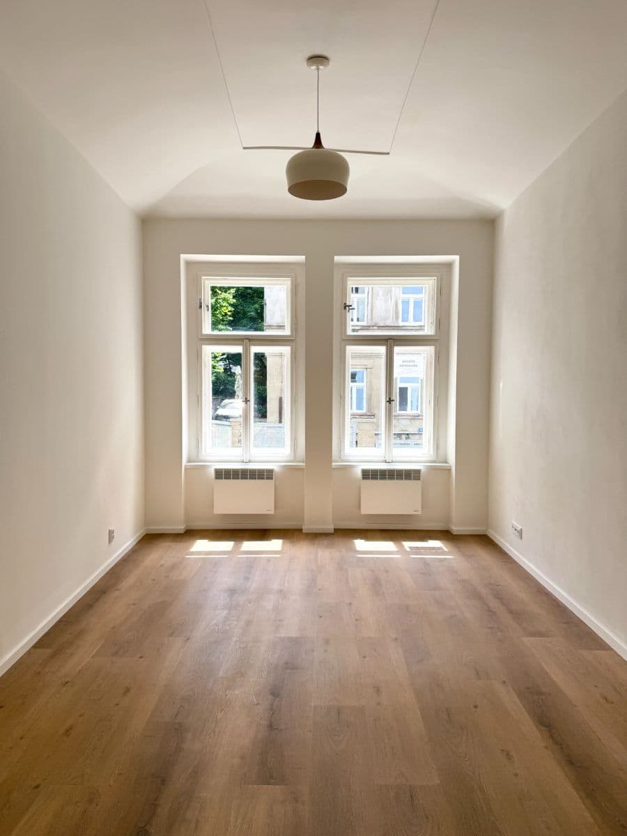 Pronájem bytu 1+1 30 m², U Kublova, Praha, Praha Pronájem bytu 1+1 30 m², U Kublova, Praha, Praha