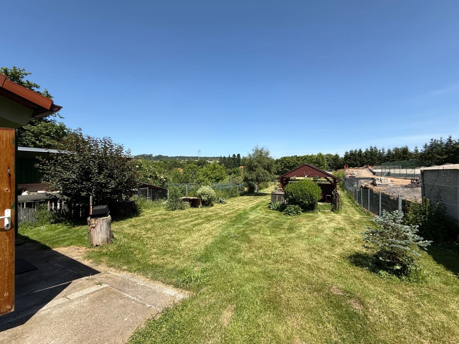 Prodej domu 140 m², pozemek 2.542 m², Na Brance, Krušovice, Středočeský kraj Prodej domu 140 m², pozemek 2.542 m², Na Brance, Krušovice, Středočeský kraj