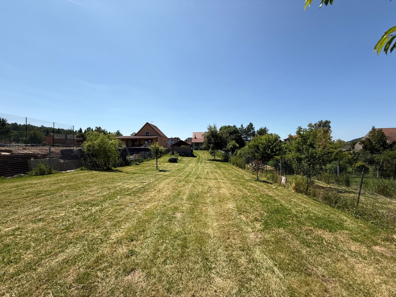 Prodej domu 140 m², pozemek 2.542 m², Na Brance, Krušovice, Středočeský kraj Prodej domu 140 m², pozemek 2.542 m², Na Brance, Krušovice, Středočeský kraj