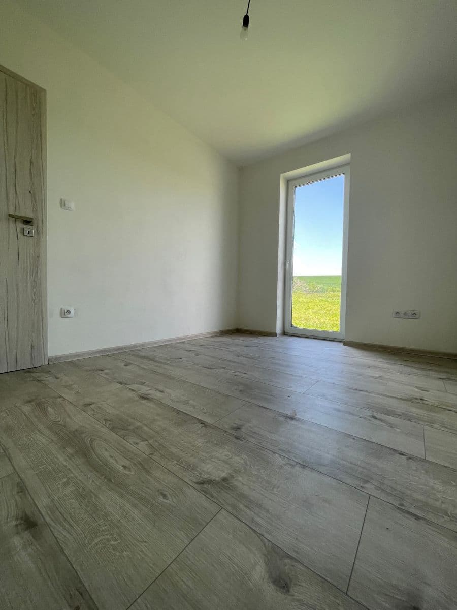 Prodej domu 100 m², pozemek 1.023 m², Chyšná, Kraj Vysočina Prodej domu 100 m², pozemek 1.023 m², Chyšná, Kraj Vysočina