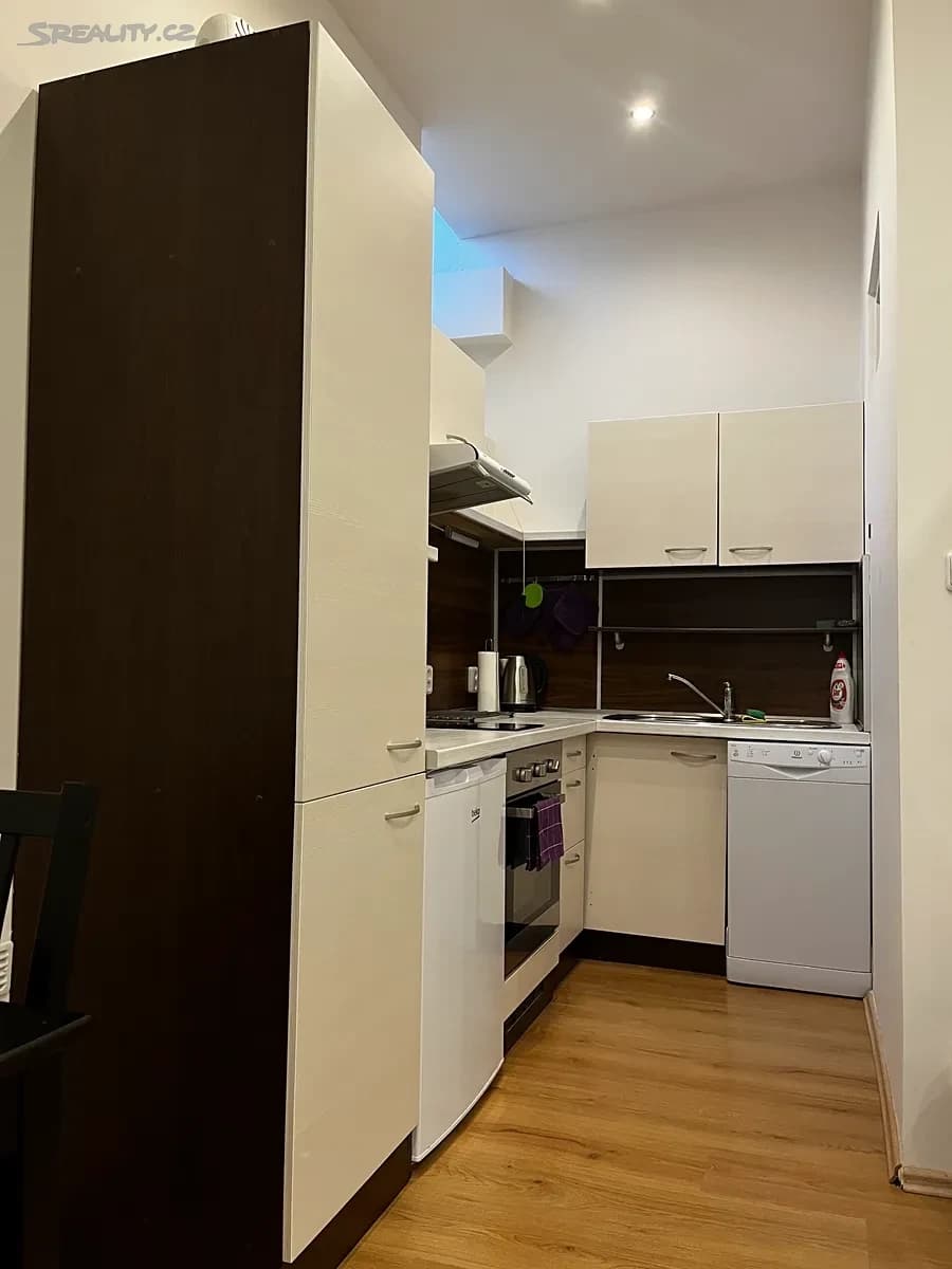 Pronájem bytu 1+kk 32 m², Sladová, Brno, Jihomoravský kraj Pronájem bytu 1+kk 32 m², Sladová, Brno, Jihomoravský kraj