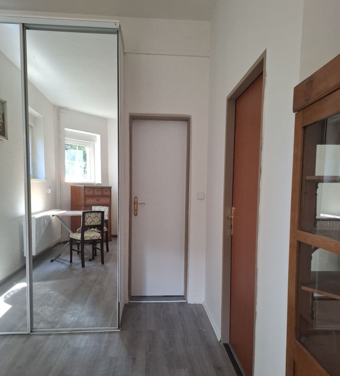 Pronájem bytu 1+1 35 m², Mnichovice, Středočeský kraj Pronájem bytu 1+1 35 m², Mnichovice, Středočeský kraj