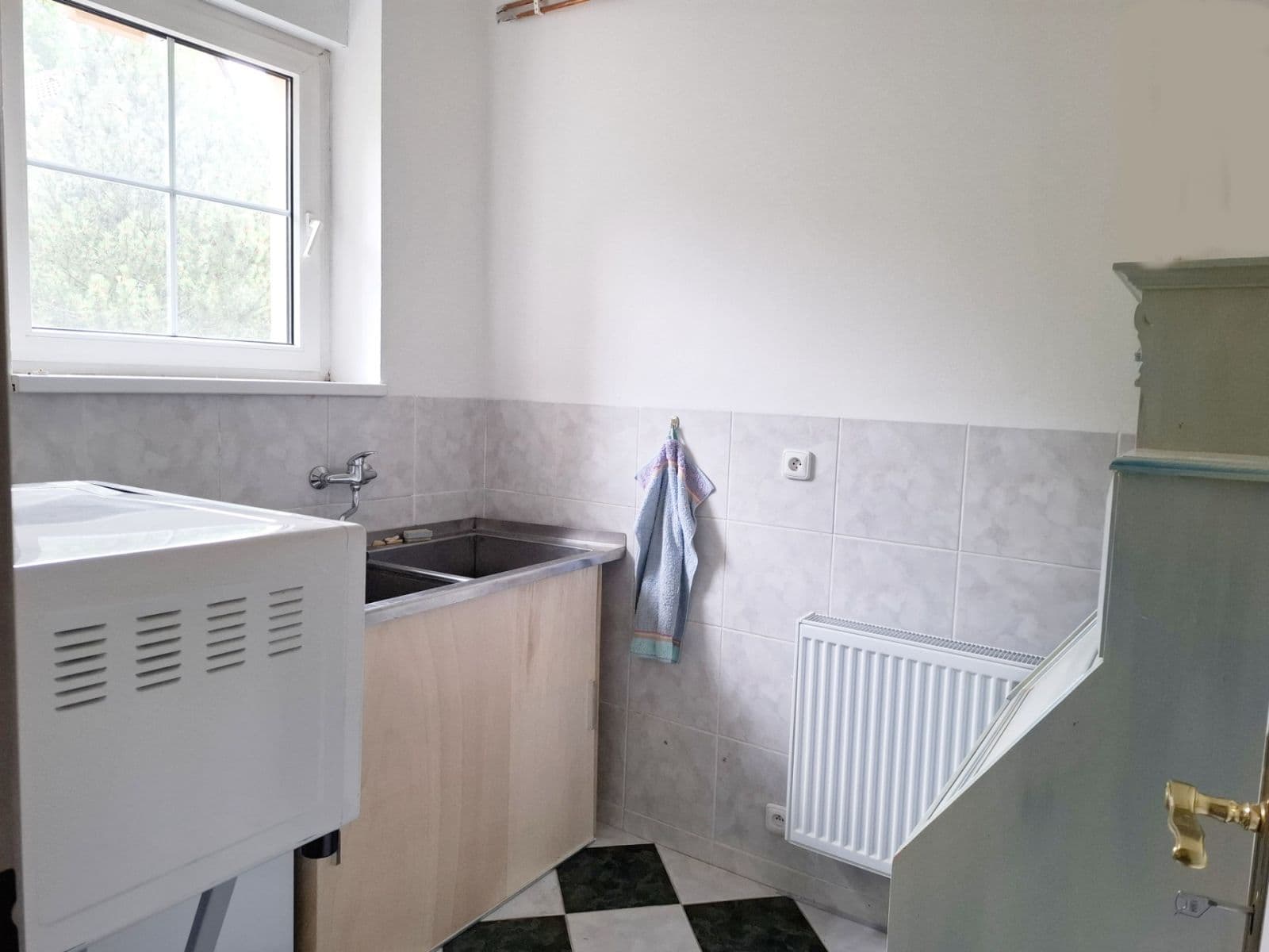 Pronájem bytu 1+1 35 m², Mnichovice, Středočeský kraj Pronájem bytu 1+1 35 m², Mnichovice, Středočeský kraj