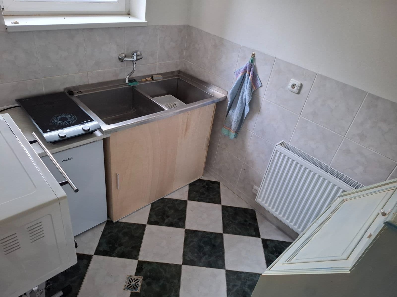 Pronájem bytu 1+1 35 m², Mnichovice, Středočeský kraj Pronájem bytu 1+1 35 m², Mnichovice, Středočeský kraj