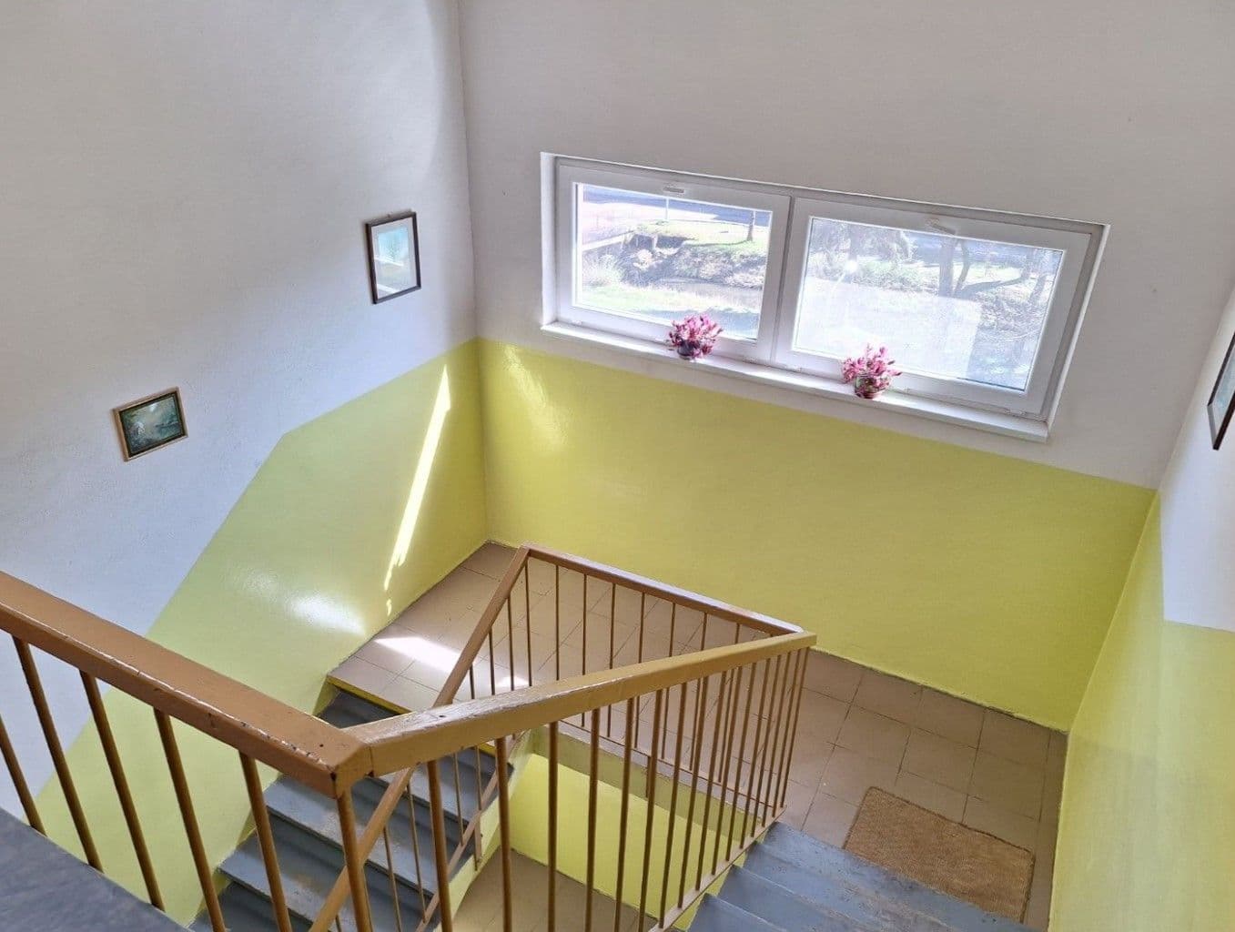 Prodej bytu 3+kk 65 m², Prievidzská, Handlová, Trenčiansky kraj Prodej bytu 3+kk 65 m², Prievidzská, Handlová, Trenčiansky kraj