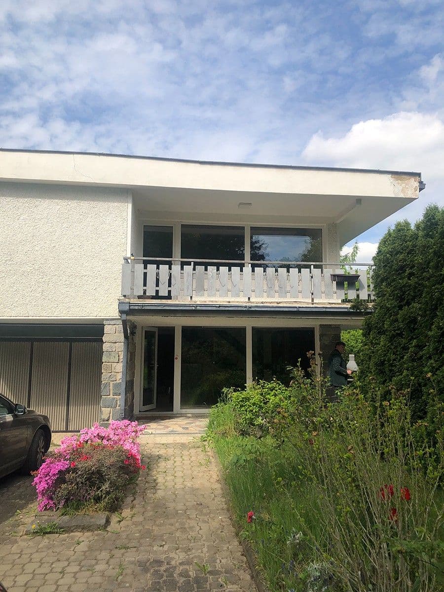 Prodej domu 185 m², pozemek 1.742 m², Radějovice, Středočeský kraj Prodej domu 185 m², pozemek 1.742 m², Radějovice, Středočeský kraj