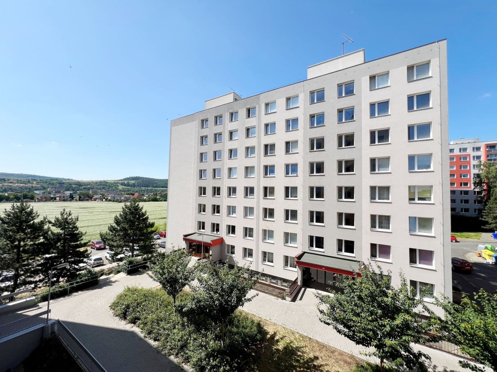 Pronájem bytu 3+1 70 m², Nad Stadionem, Králův Dvůr, Středočeský kraj Pronájem bytu 3+1 70 m², Nad Stadionem, Králův Dvůr, Středočeský kraj