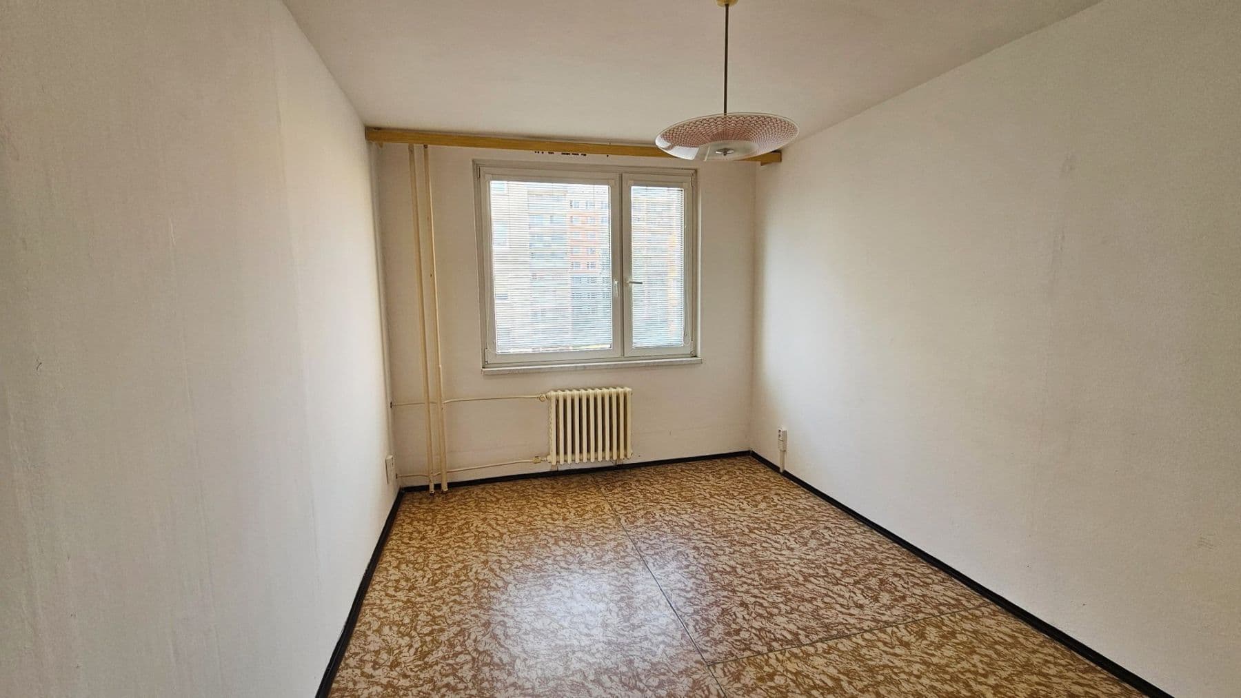 Pronájem bytu 3+1 70 m², Nad Stadionem, Králův Dvůr, Středočeský kraj Pronájem bytu 3+1 70 m², Nad Stadionem, Králův Dvůr, Středočeský kraj