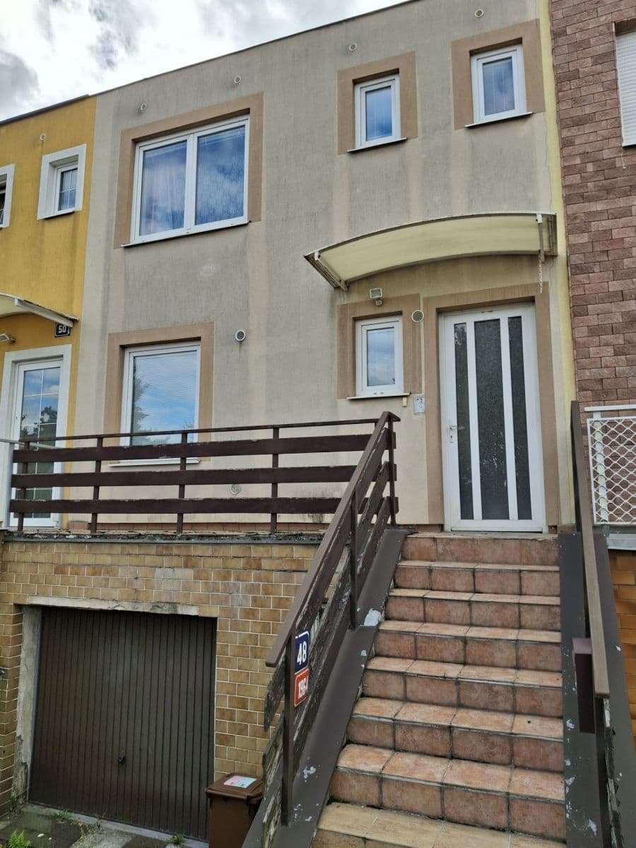 Prodej domu 170 m², pozemek 150 m², Komárovská, Praha, Praha Prodej domu 170 m², pozemek 150 m², Komárovská, Praha, Praha