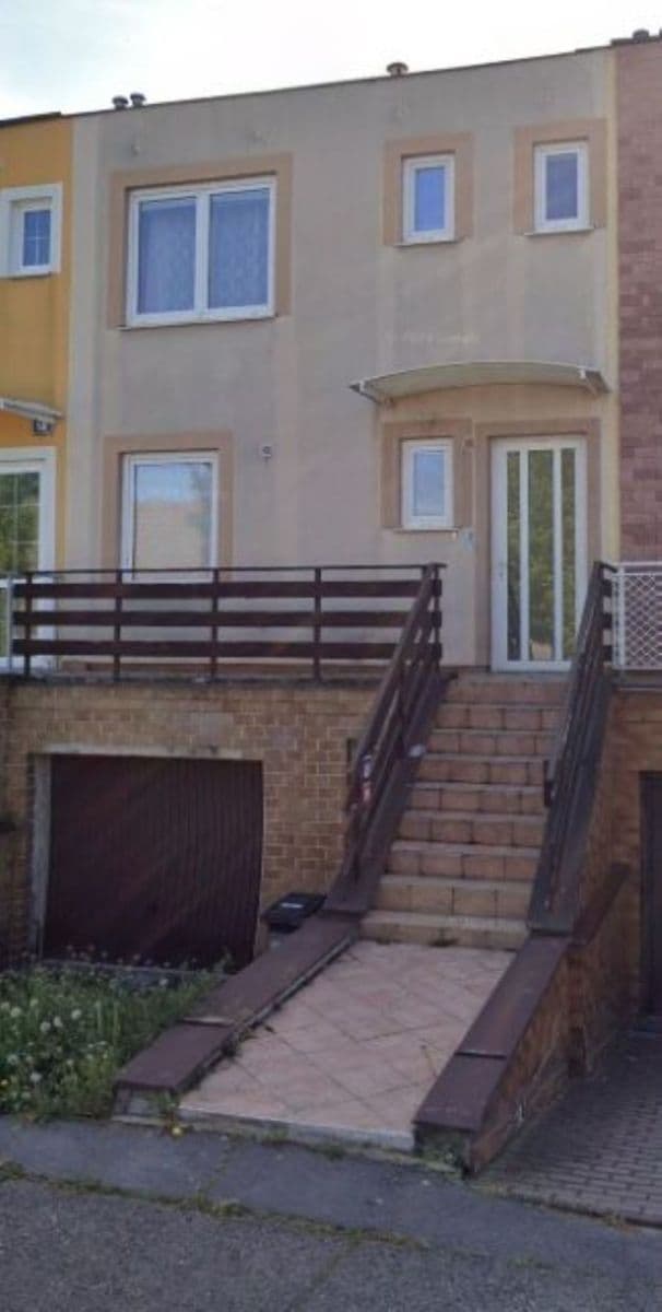 Prodej domu 170 m², pozemek 150 m², Komárovská, Praha, Praha Prodej domu 170 m², pozemek 150 m², Komárovská, Praha, Praha