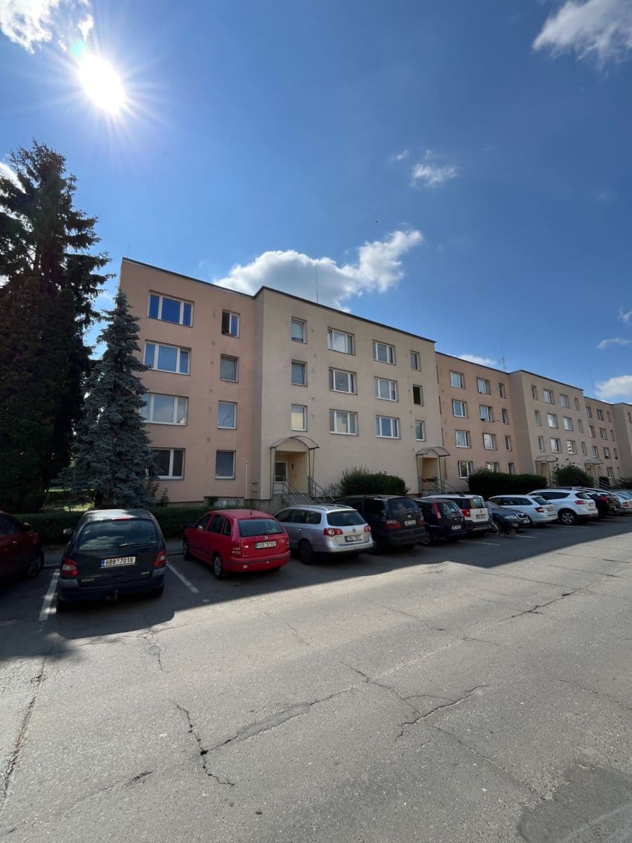 Pronájem bytu 1+kk 35 m², Ortenova, Kutná Hora, Středočeský kraj Pronájem bytu 1+kk 35 m², Ortenova, Kutná Hora, Středočeský kraj